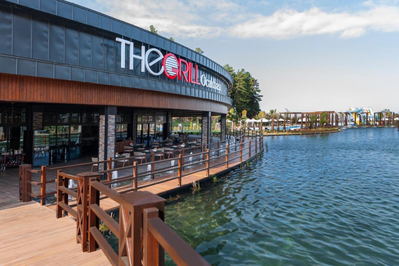 Elite World Grand Sapanca Hotel Exterior foto The Grill