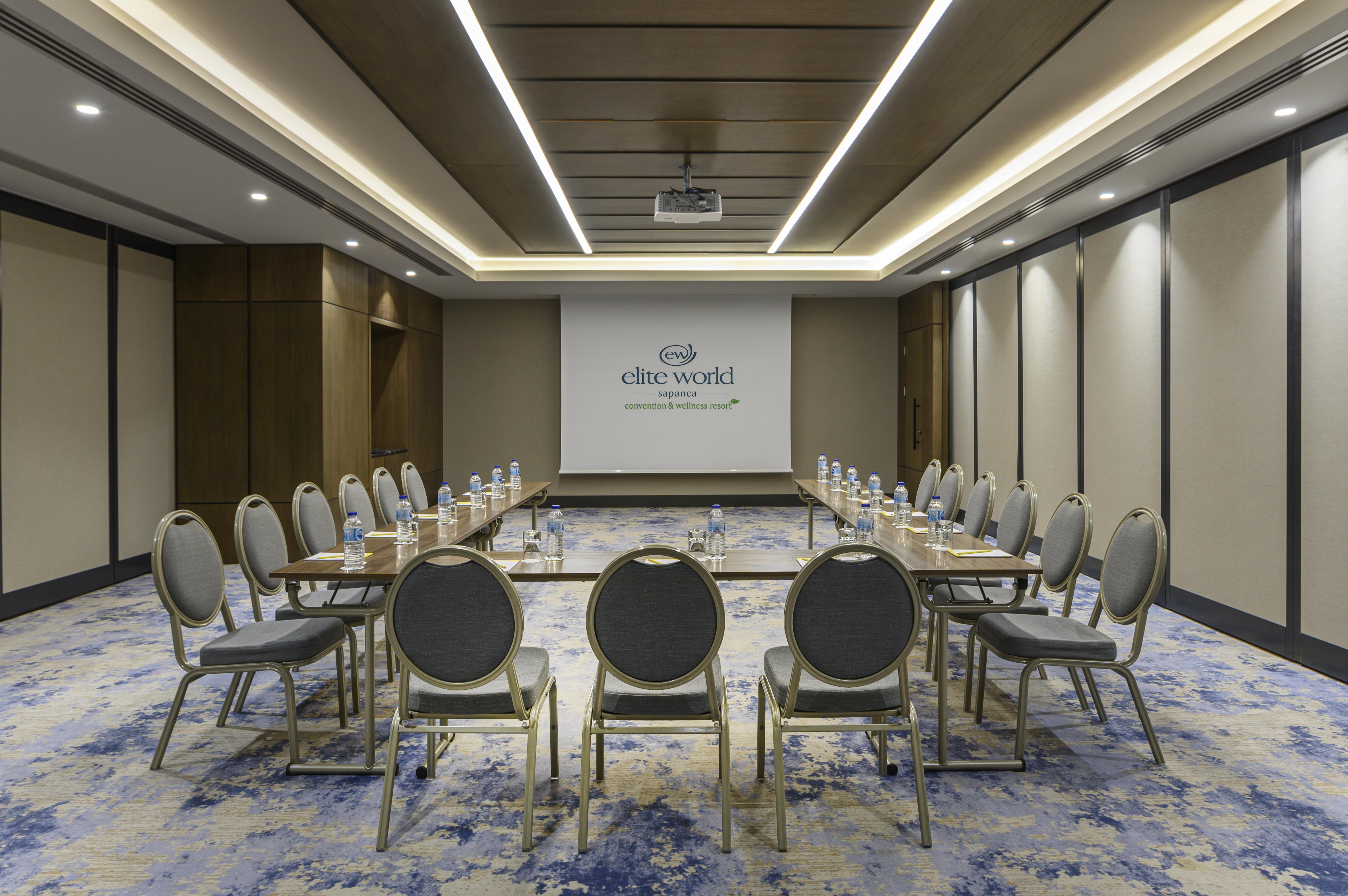 Elite World Grand Sapanca Hotel Exterior foto Meeting room