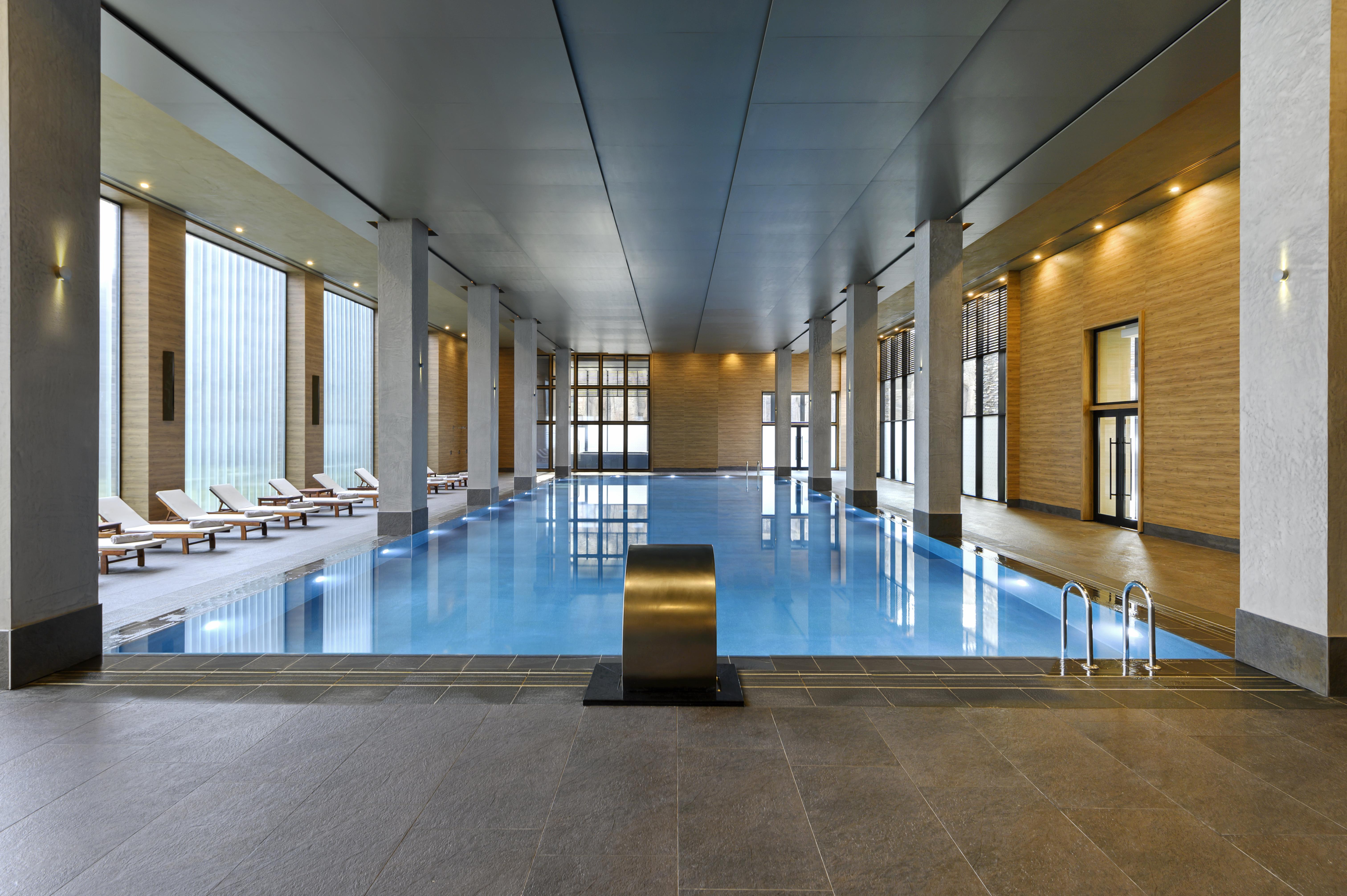Elite World Grand Sapanca Hotel Exterior foto The swimming pool