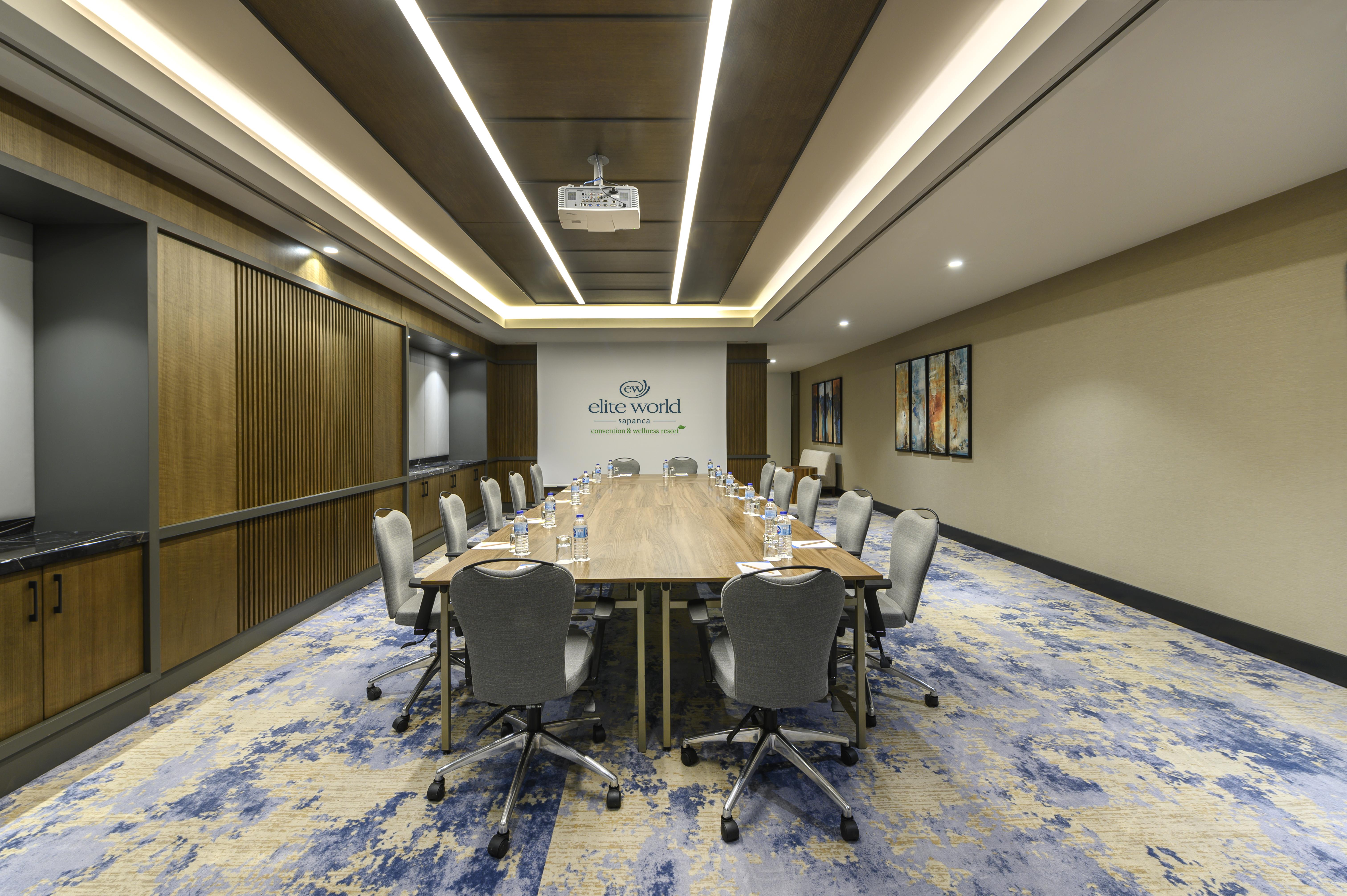 Elite World Grand Sapanca Hotel Exterior foto Meeting room