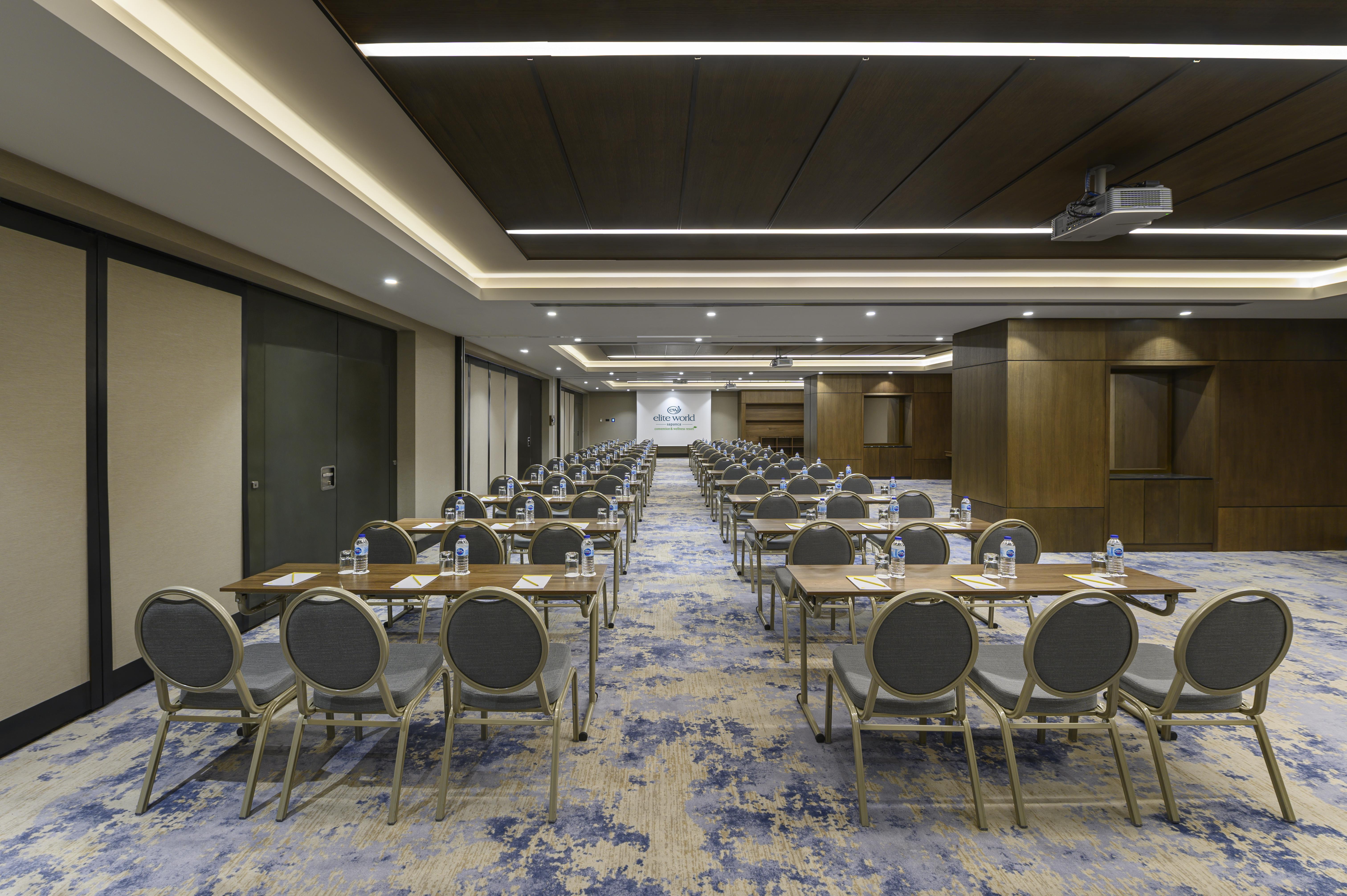 Elite World Grand Sapanca Hotel Exterior foto Meeting room