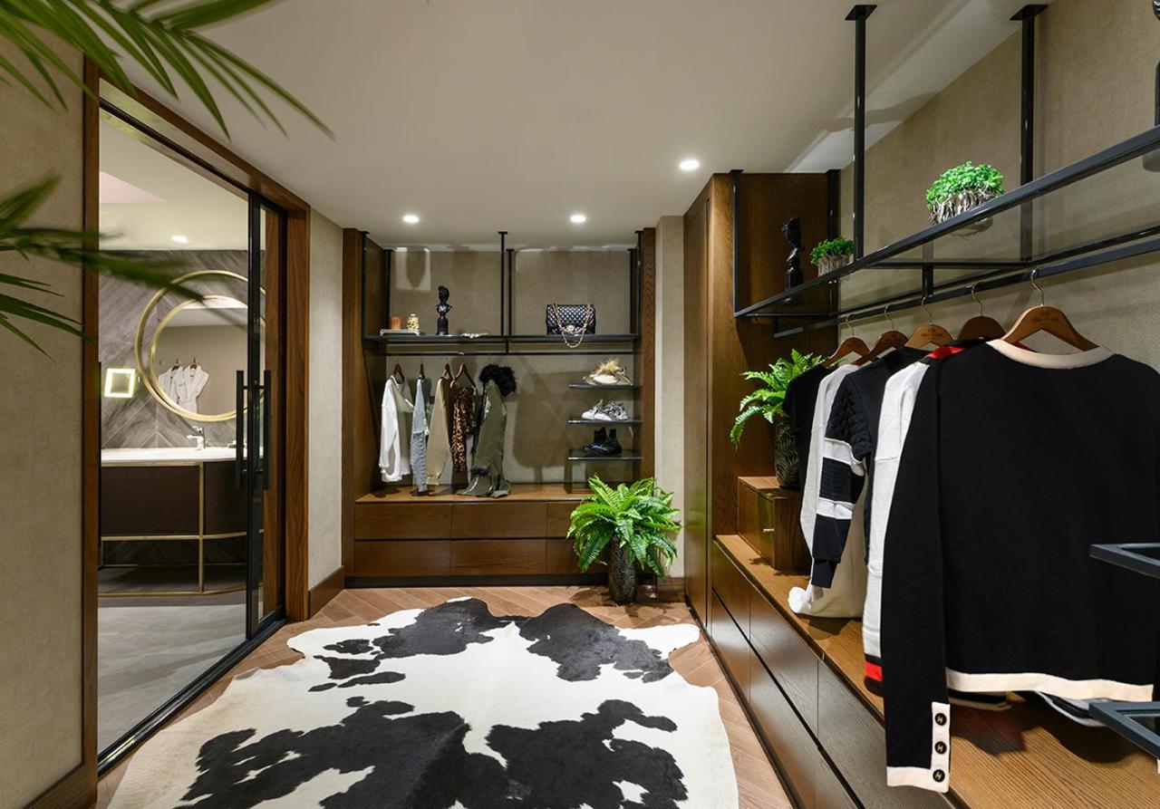 Elite World Grand Sapanca Hotel Exterior foto The dressing room of a suite at The Hari